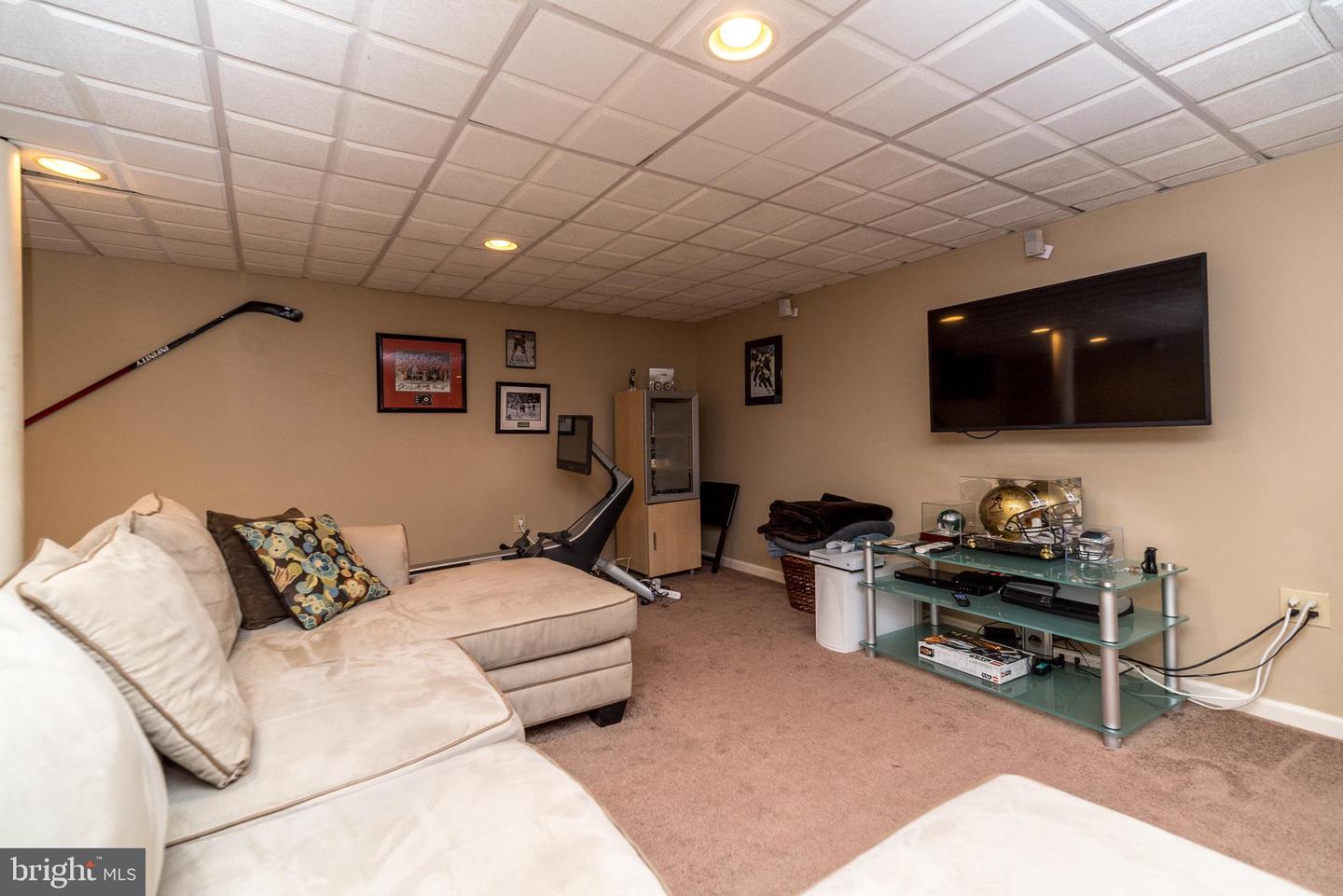 122 Savory Ln