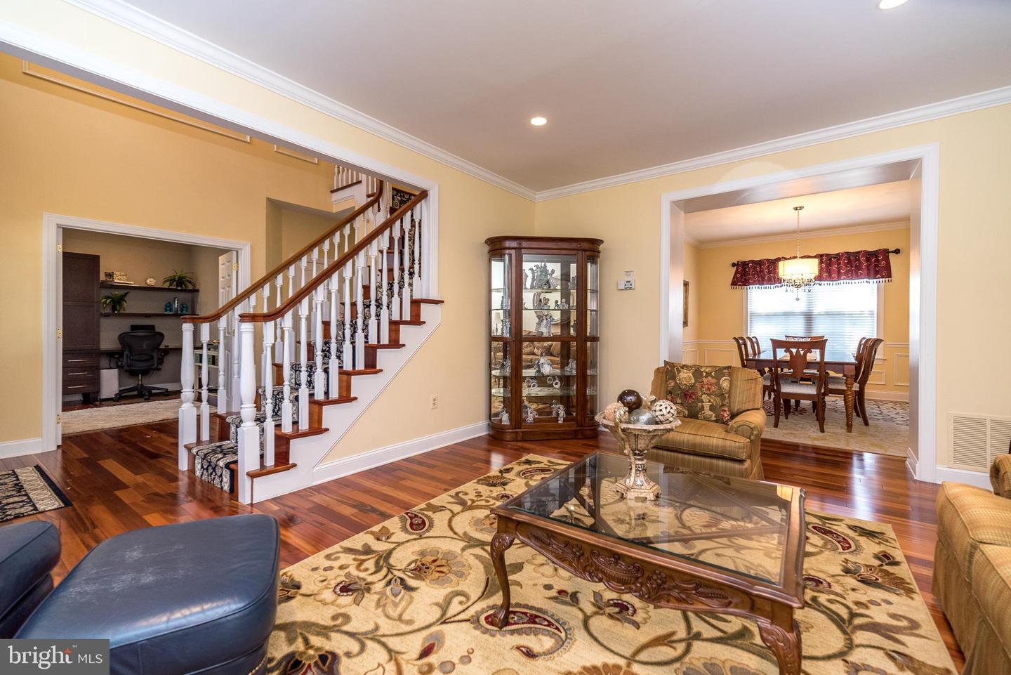 122 Savory Ln