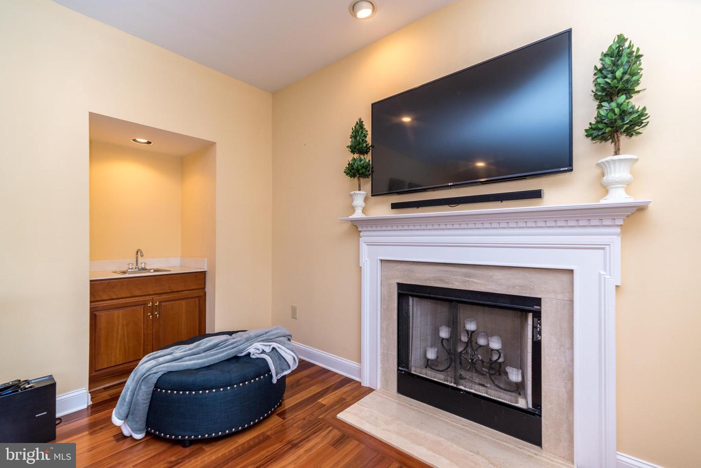 122 Savory Ln