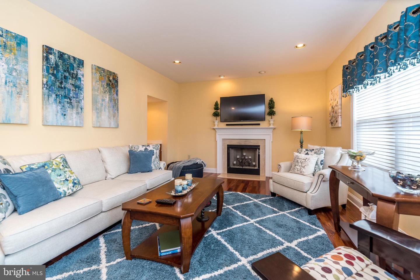 122 Savory Ln