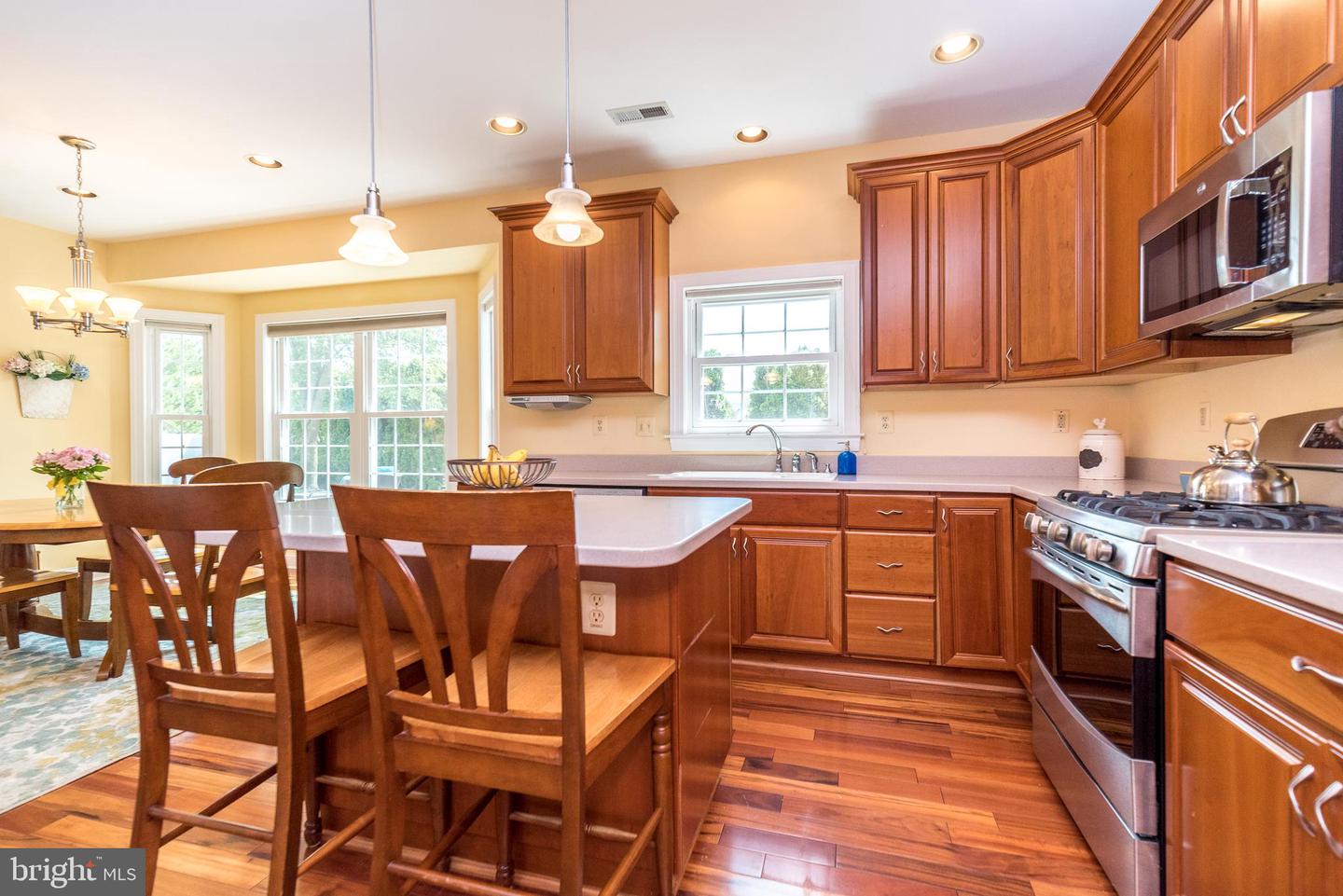 122 Savory Ln