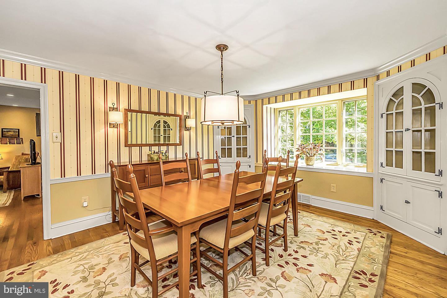 520 Twickenham Rd