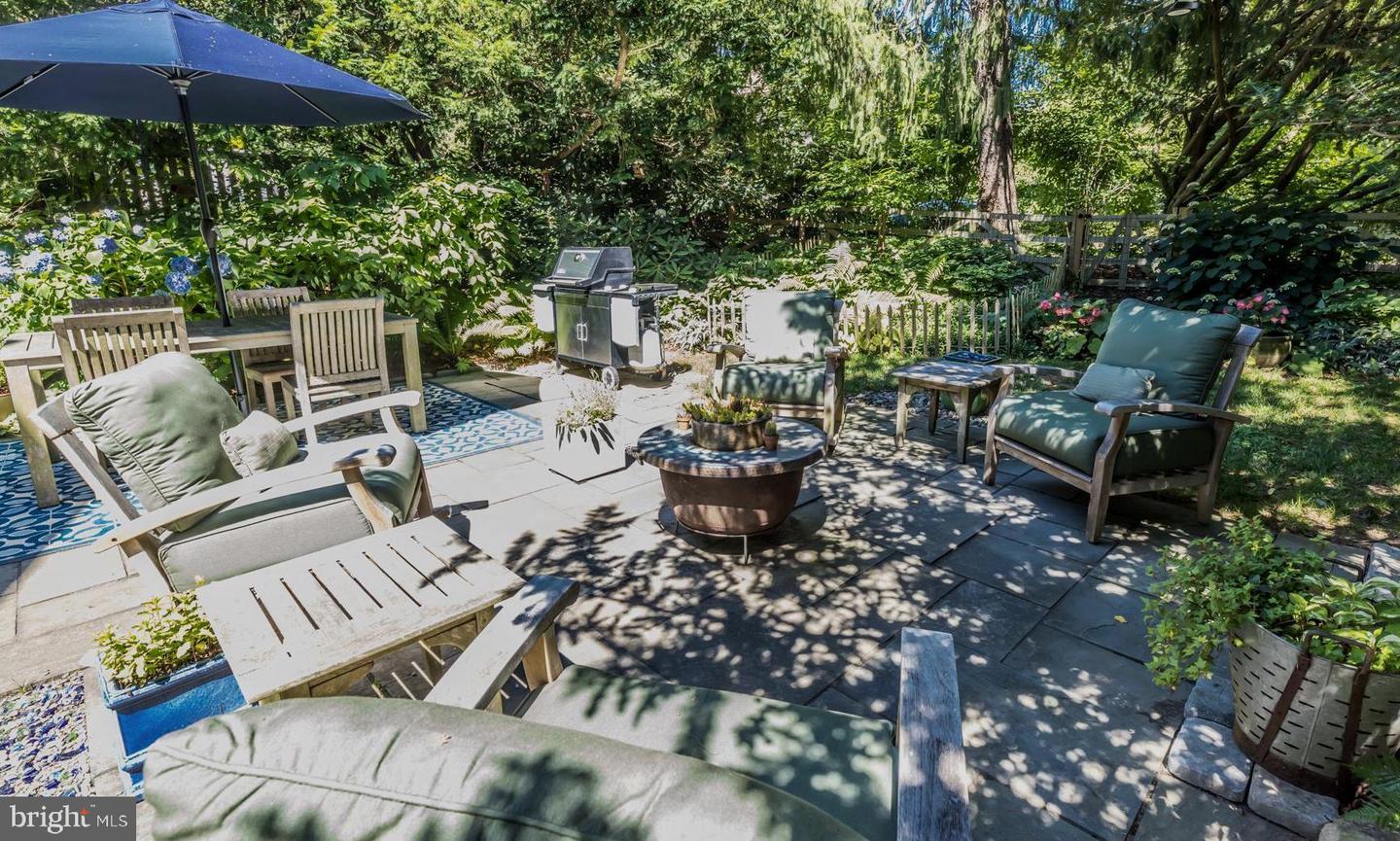 520 Twickenham Rd