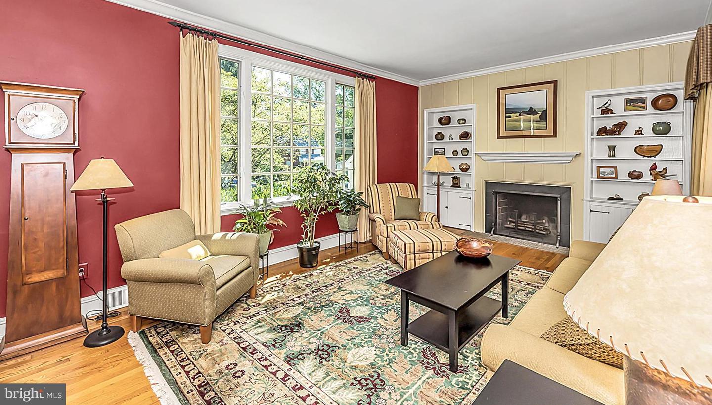 520 Twickenham Rd