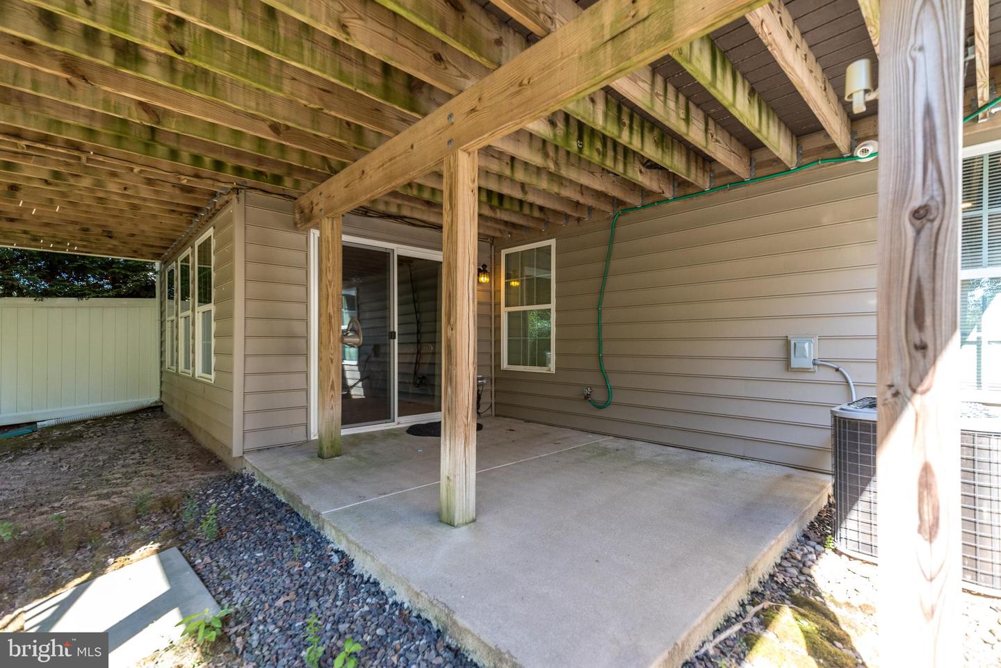 112 Mustang Way
