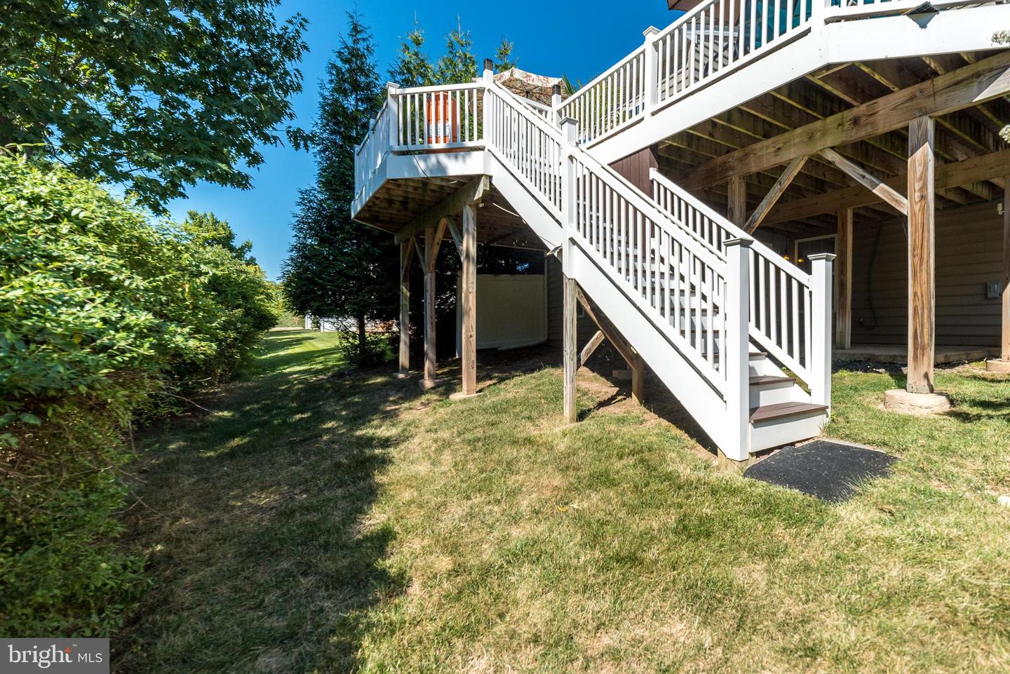 112 Mustang Way