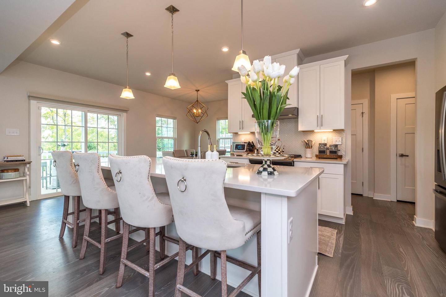 138 Tallowood Dr