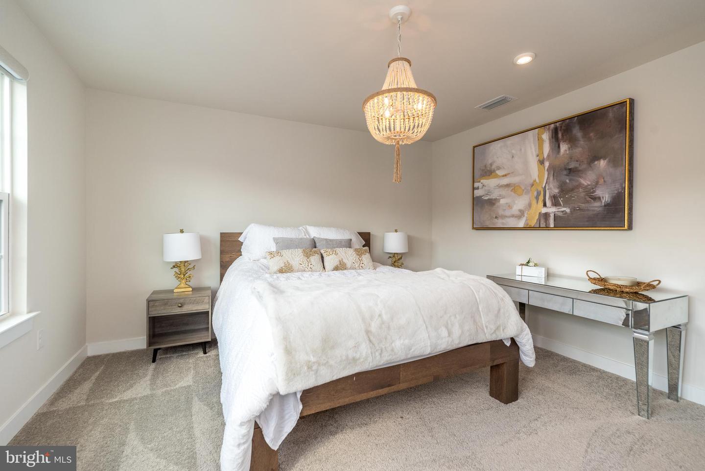 138 Tallowood Dr