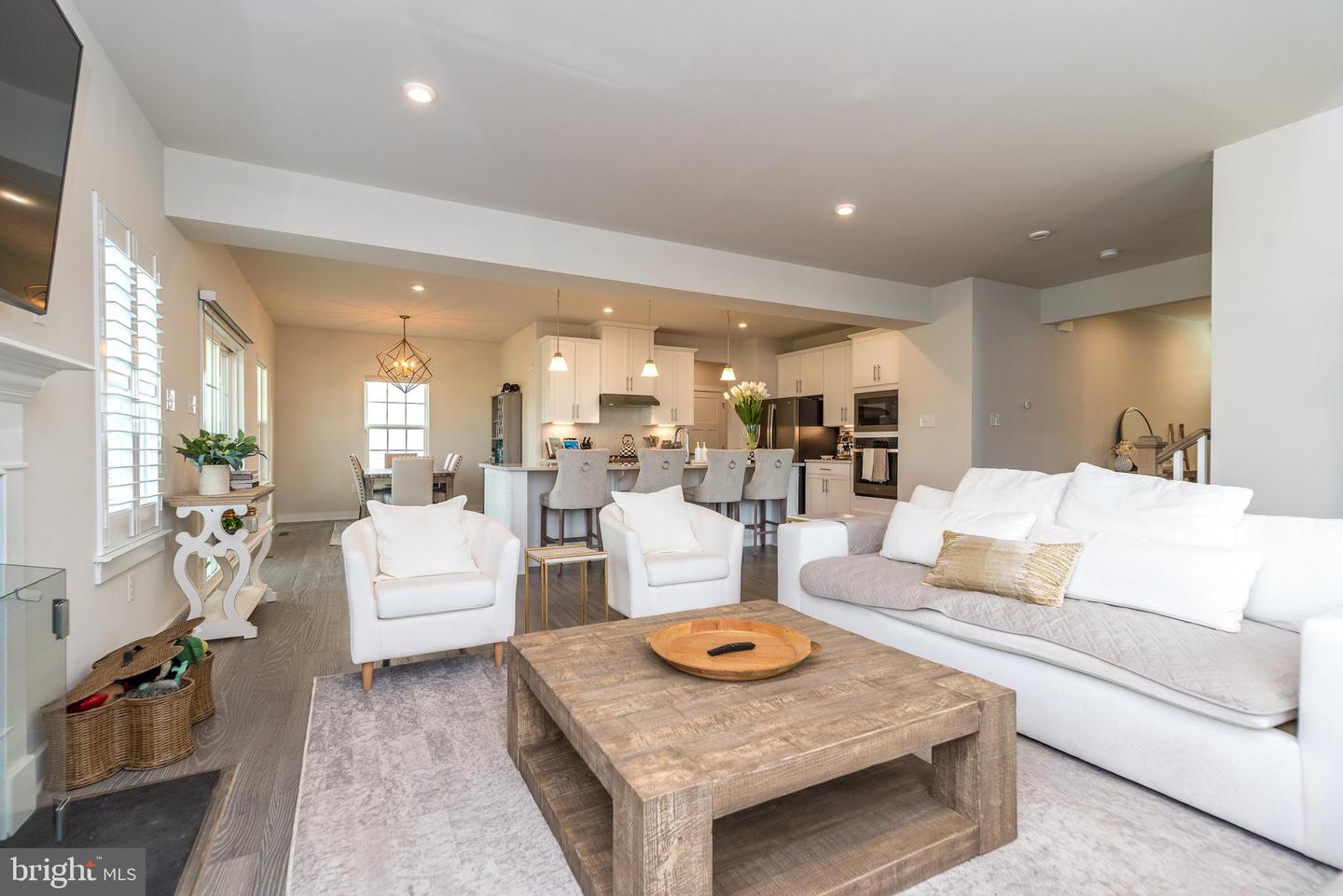 138 Tallowood Dr