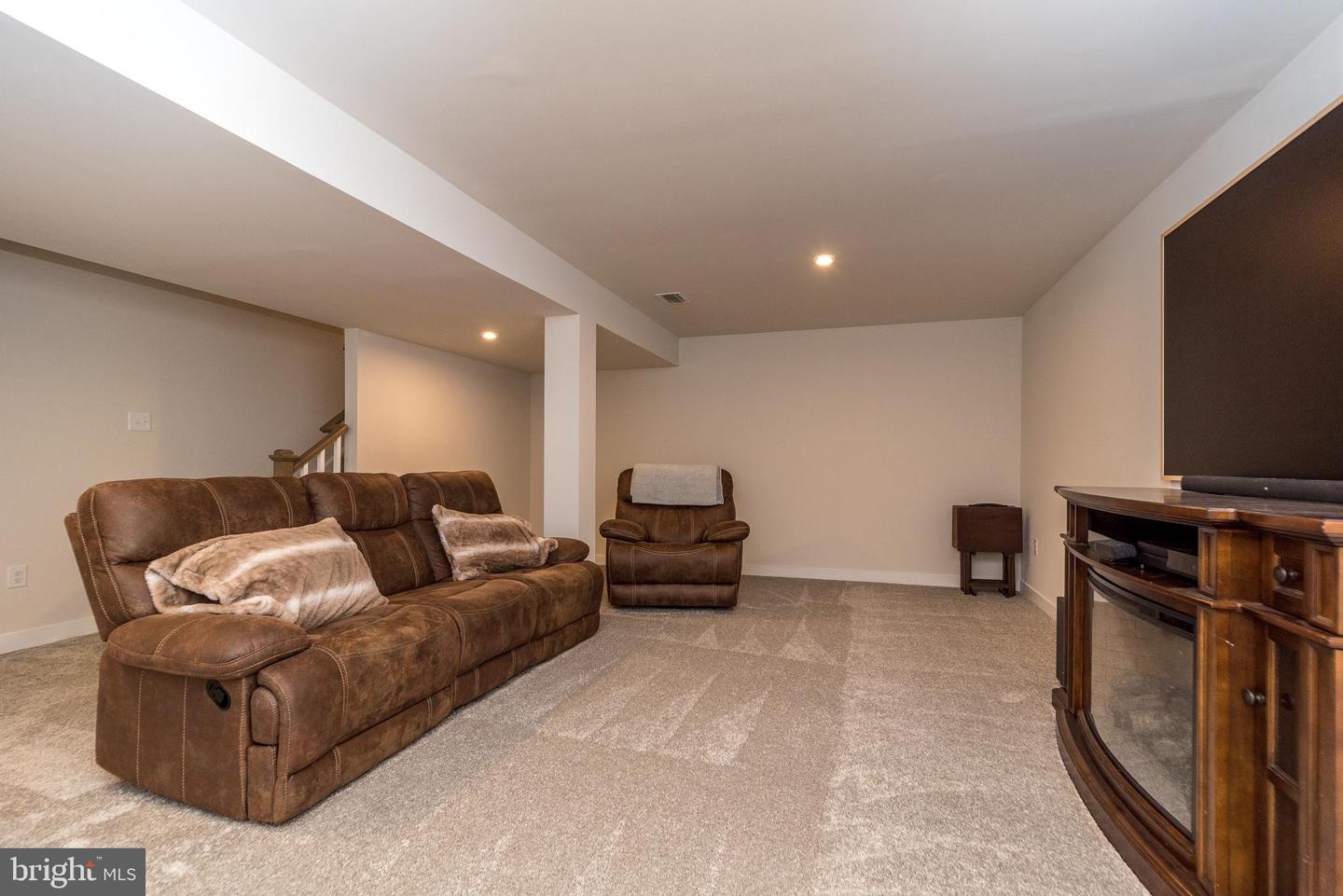 138 Tallowood Dr