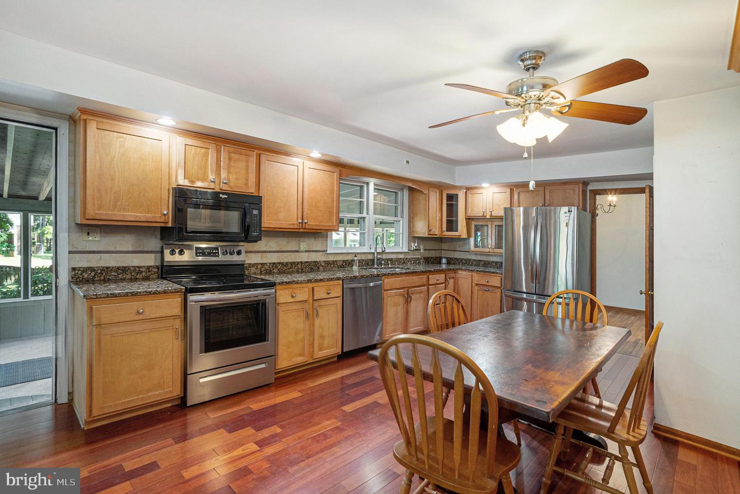 315 E Prospect Ave