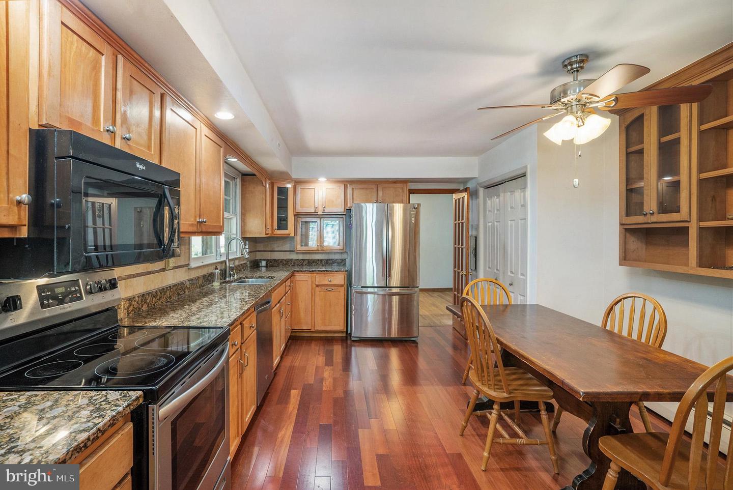 315 E Prospect Ave