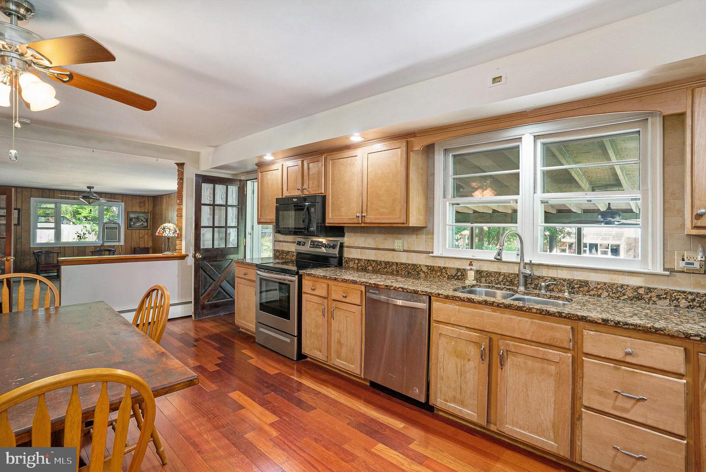 315 E Prospect Ave