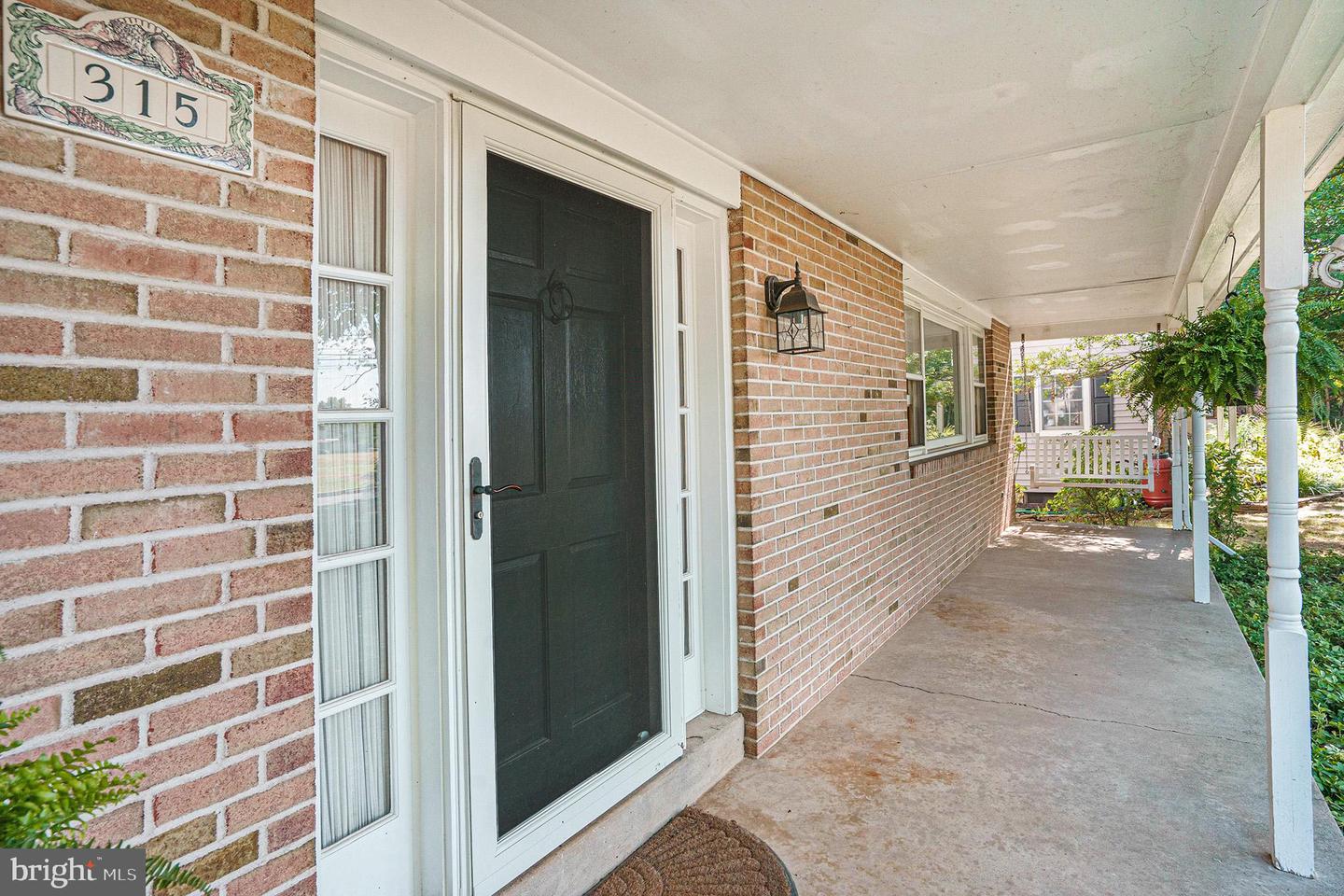 315 E Prospect Ave