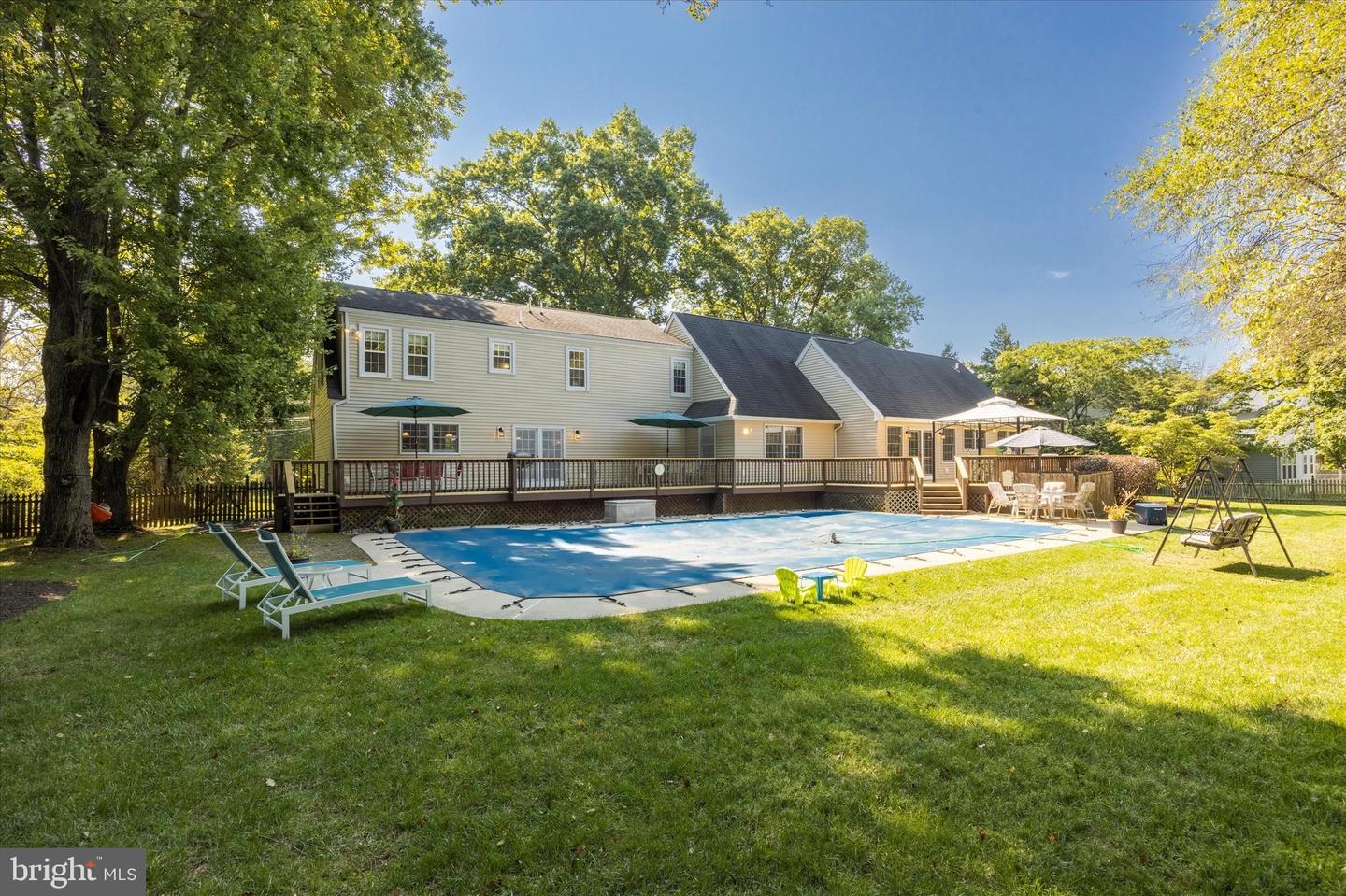 725 Johns Ln