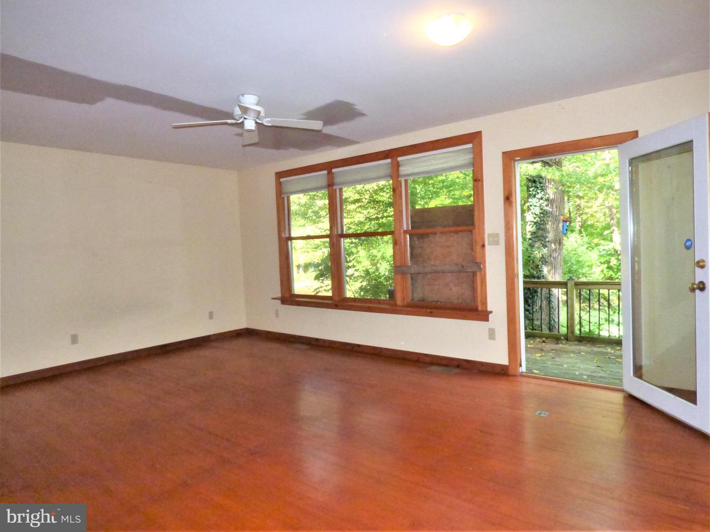 1410 Cedar Ln