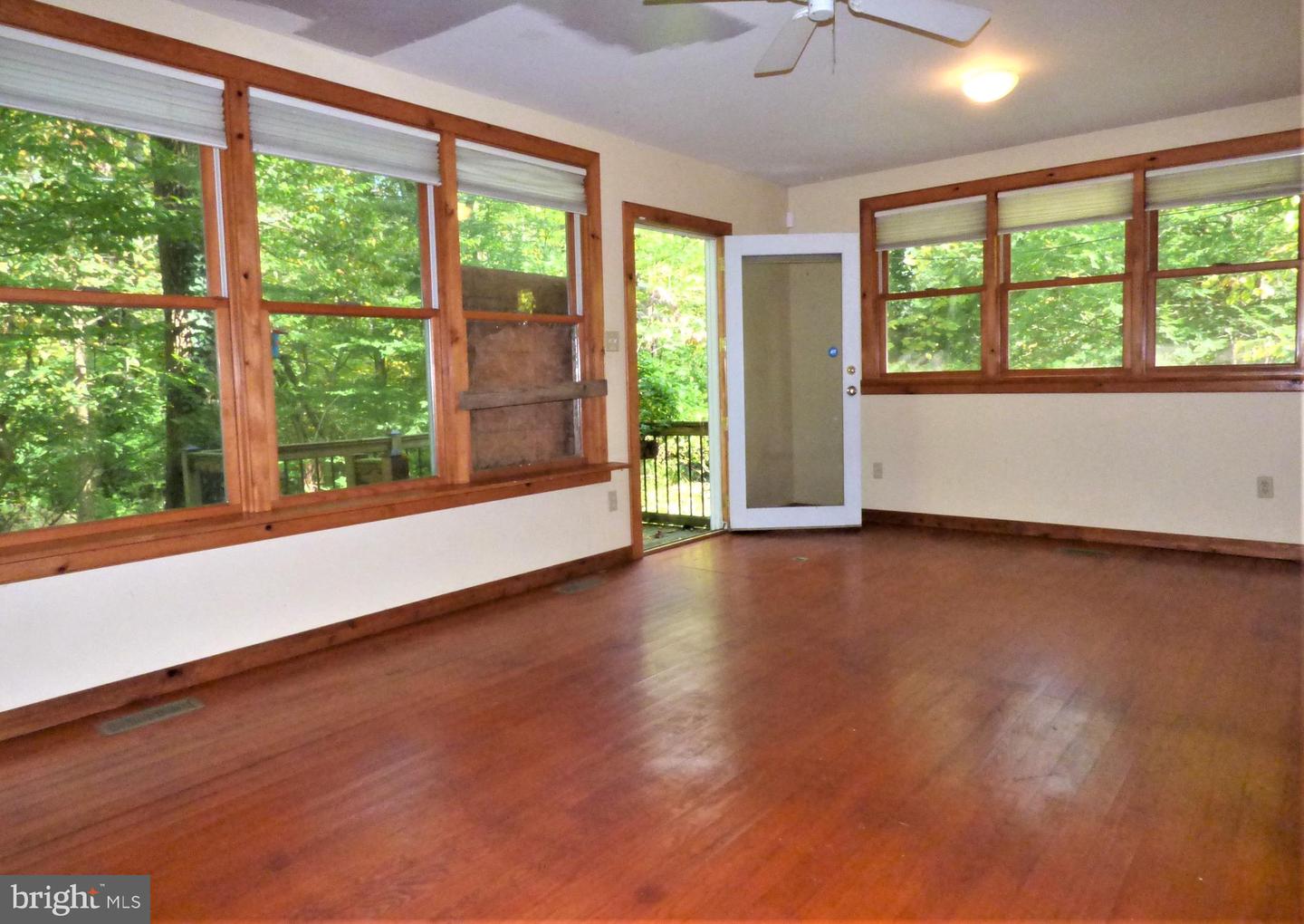 1410 Cedar Ln