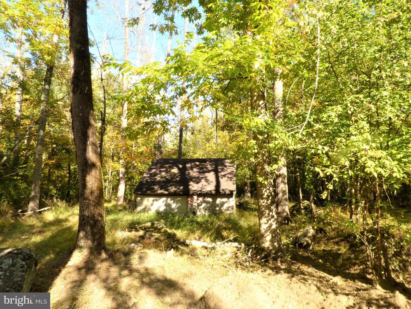 1410 Cedar Ln