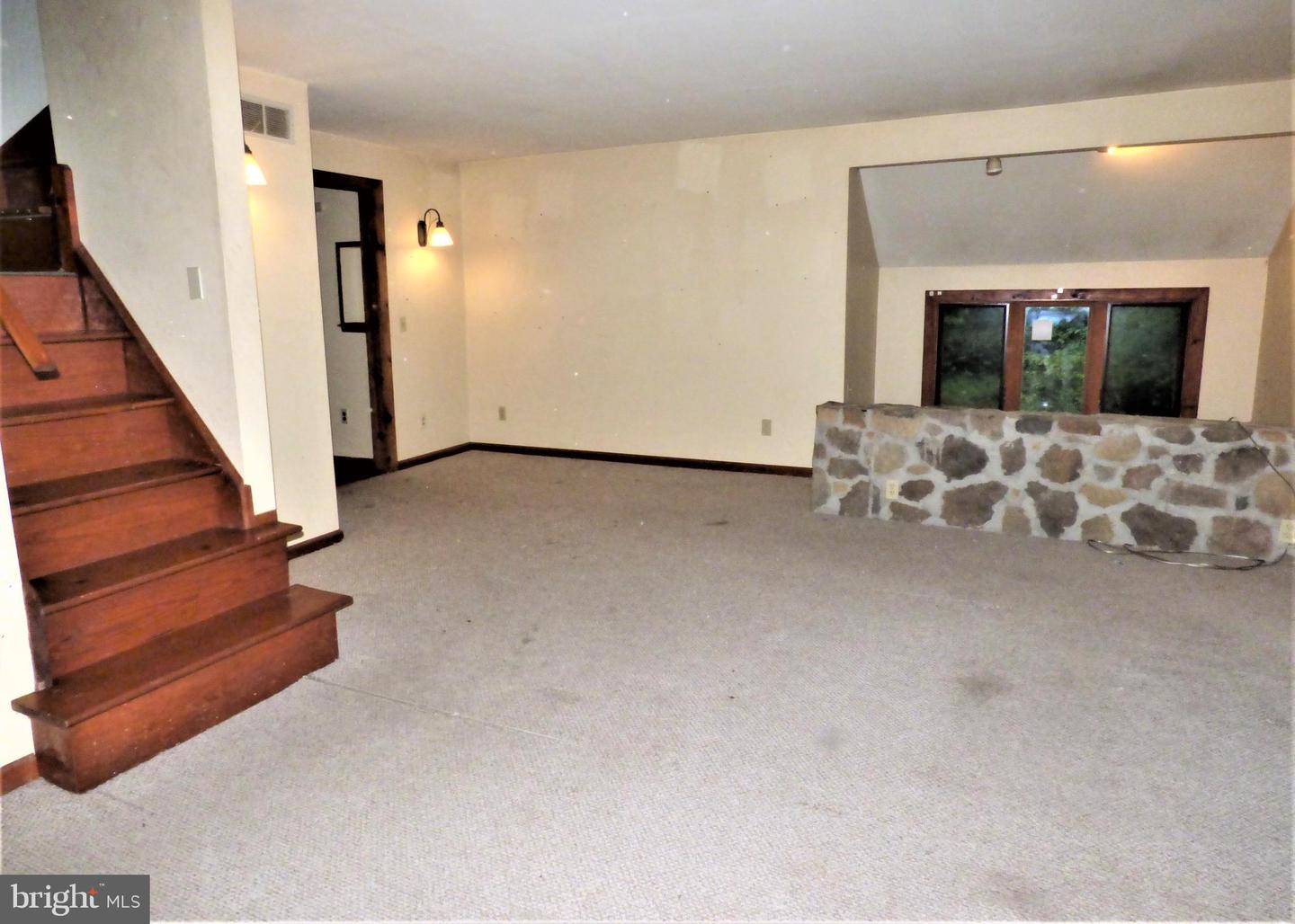 1410 Cedar Ln