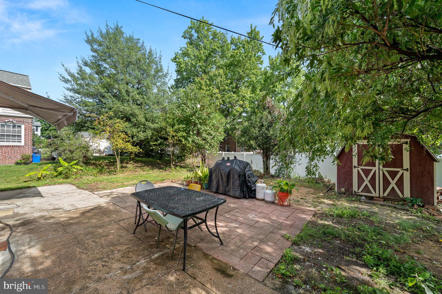 23 Dewey Rd