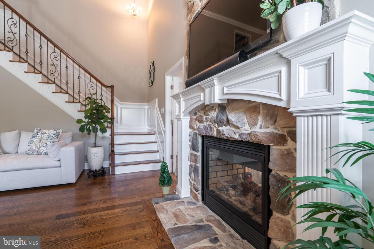 719 Chapel Hill West Lane