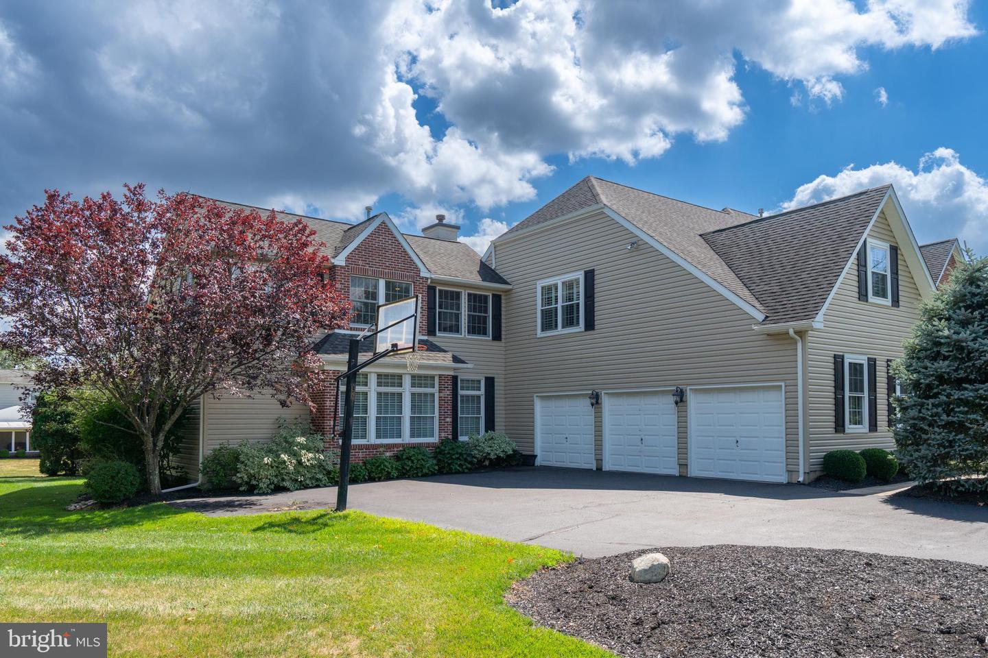 719 Chapel Hill West Lane