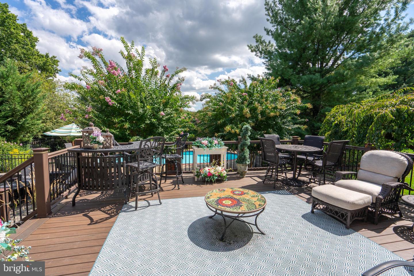 719 Chapel Hill West Lane