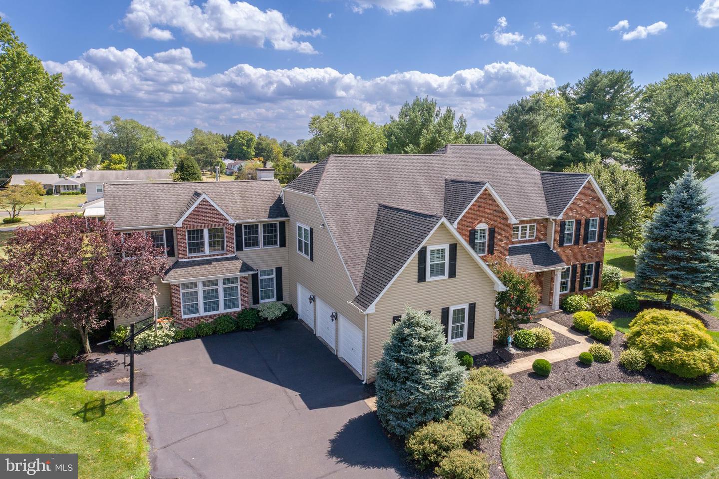 719 Chapel Hill West Lane