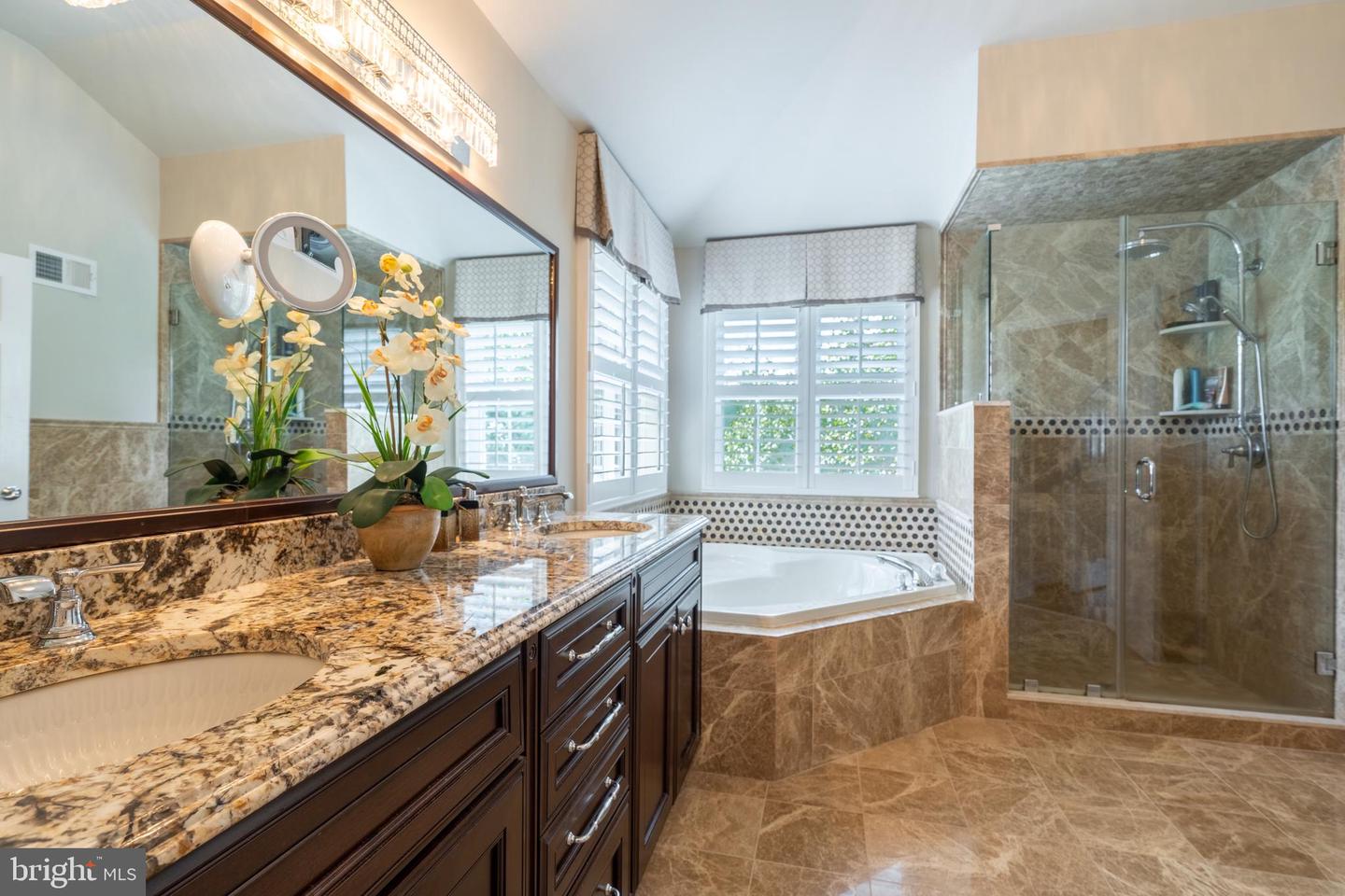 719 Chapel Hill West Lane