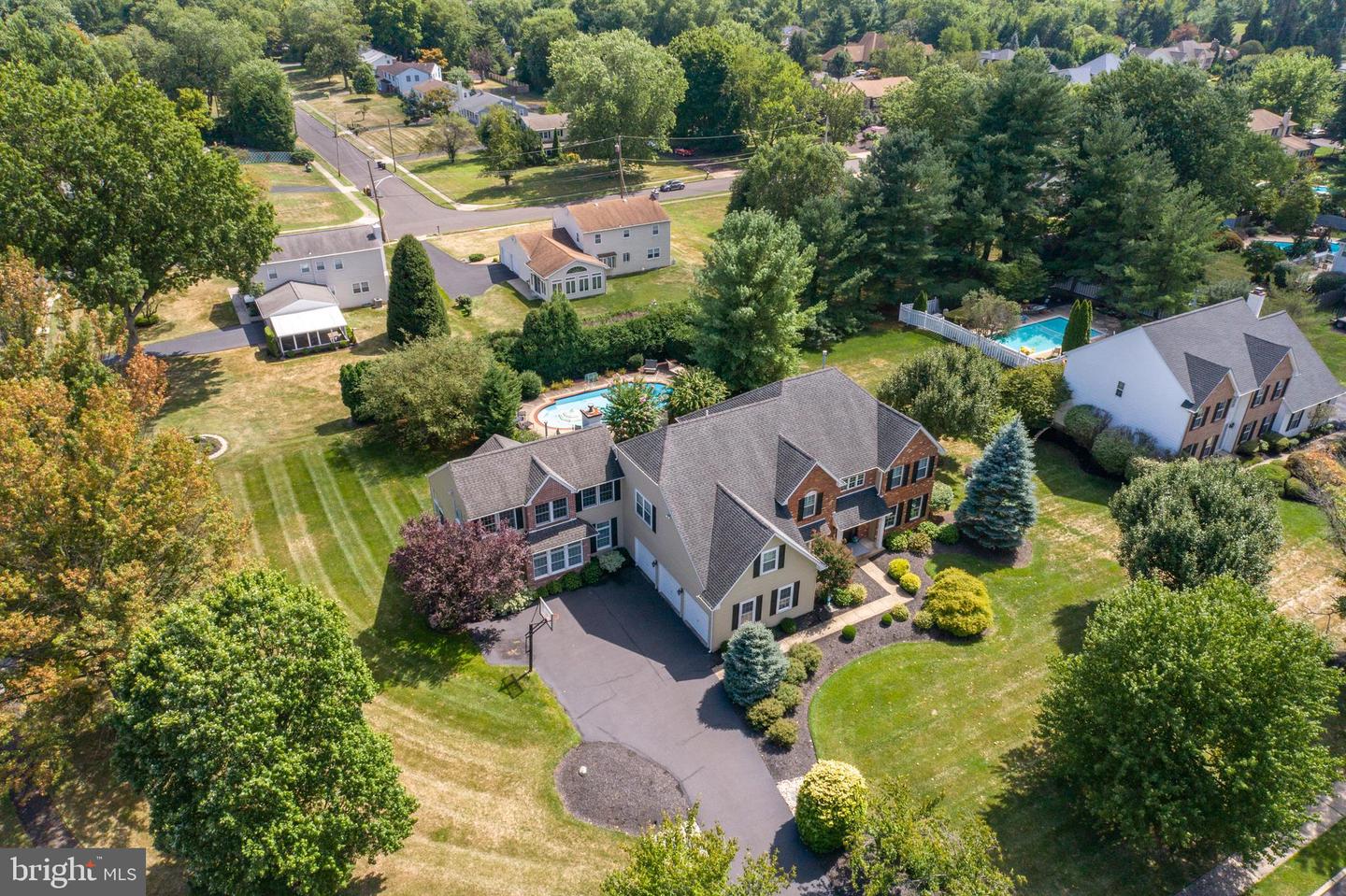 719 Chapel Hill West Lane