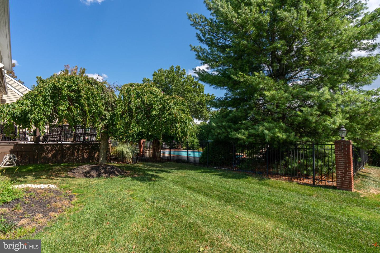 719 Chapel Hill West Lane