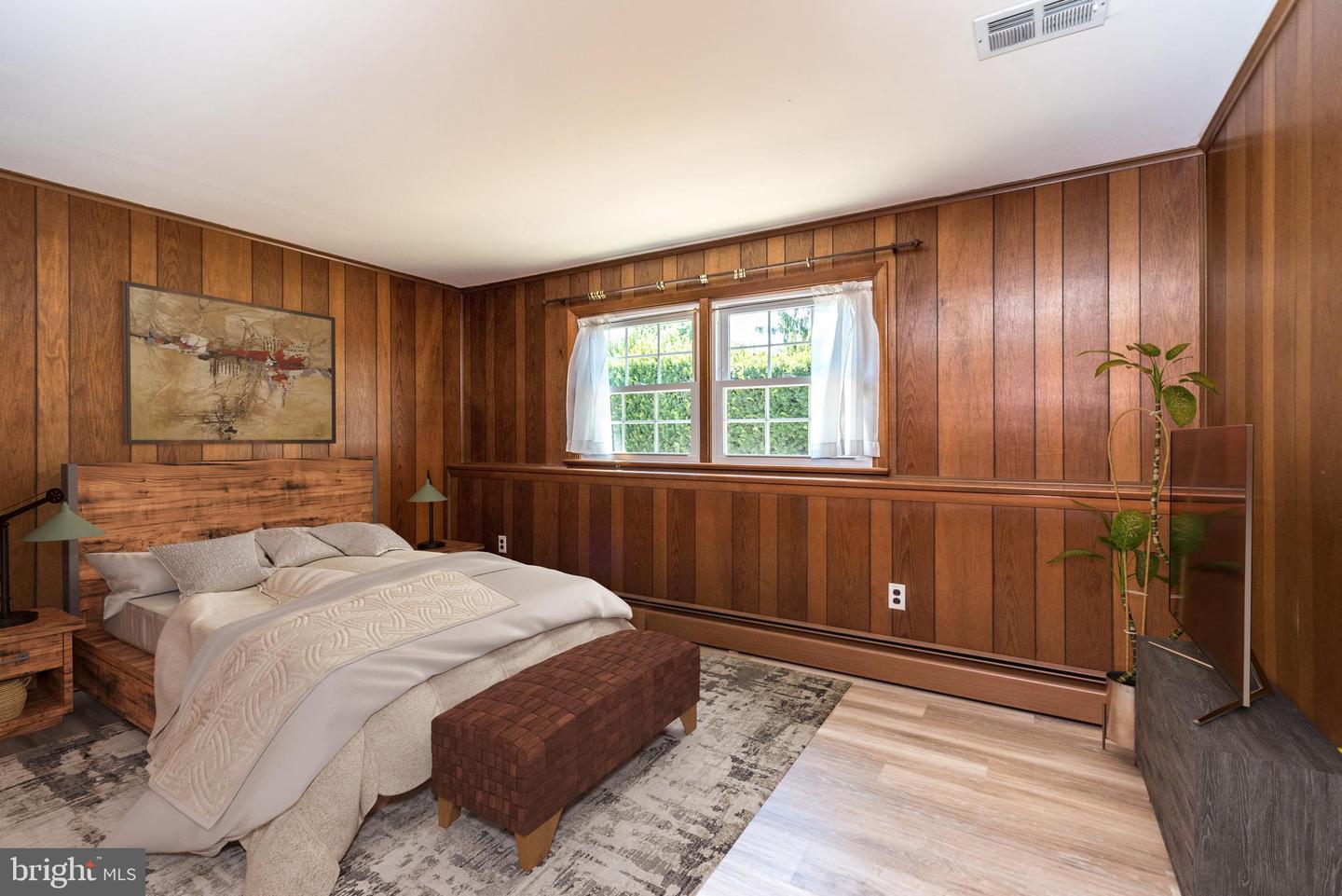 1624 Dogwood Rd