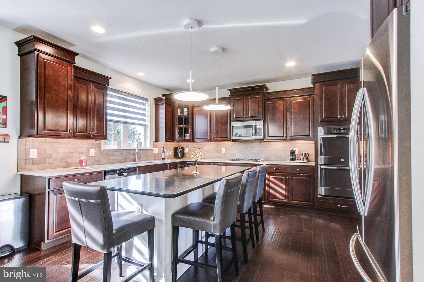 3796 Stellas Way