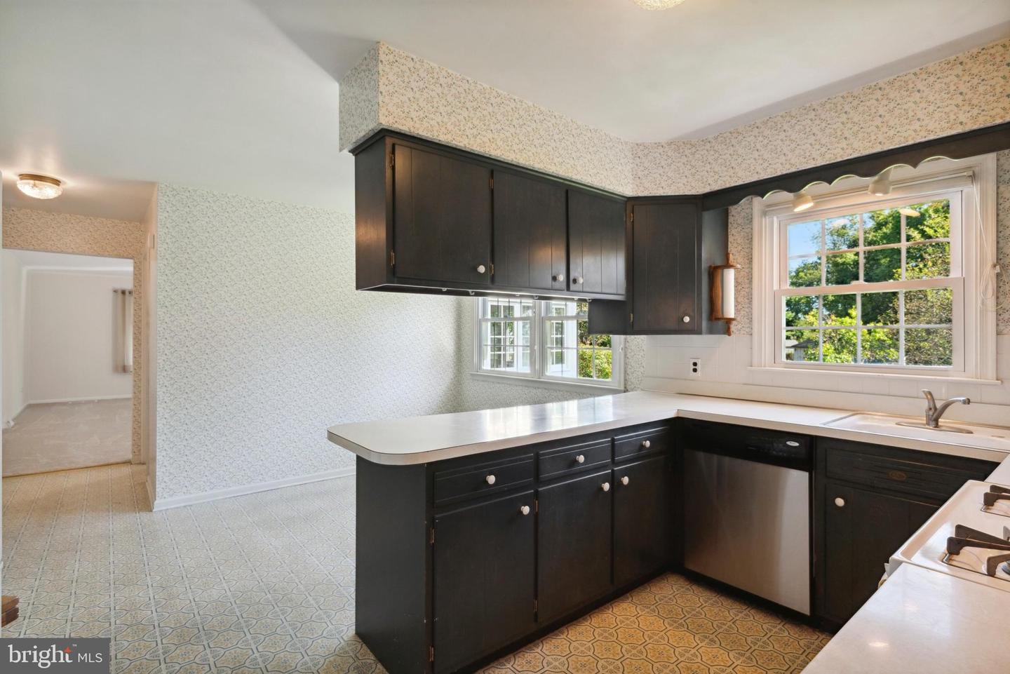 1211 Forsythe Dr