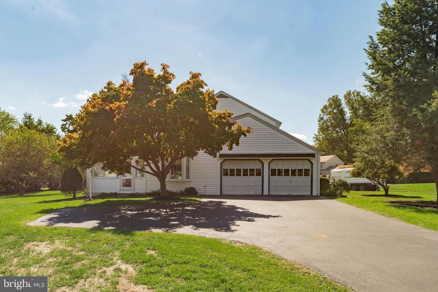 1211 Forsythe Dr