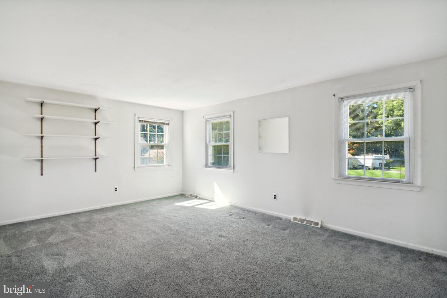1211 Forsythe Dr