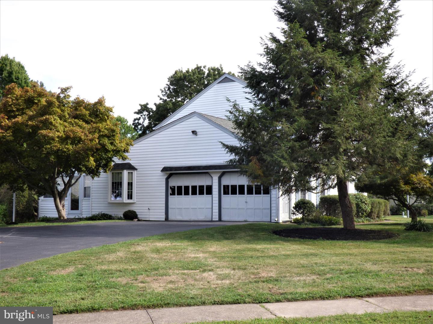 1211 Forsythe Dr