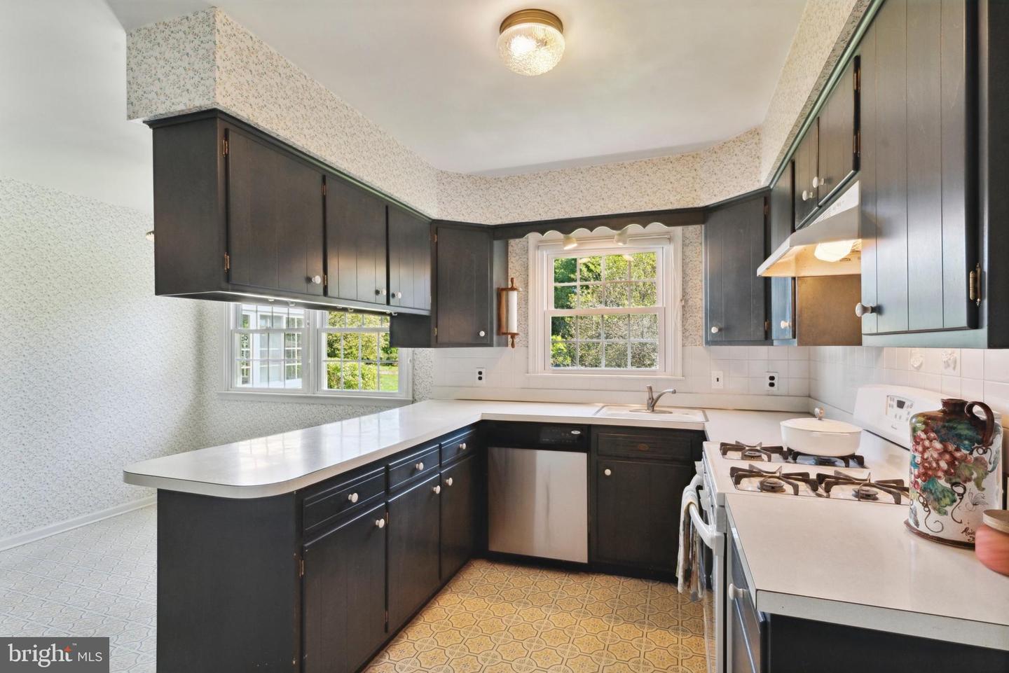 1211 Forsythe Dr