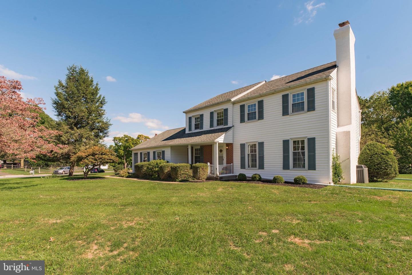 1211 Forsythe Dr