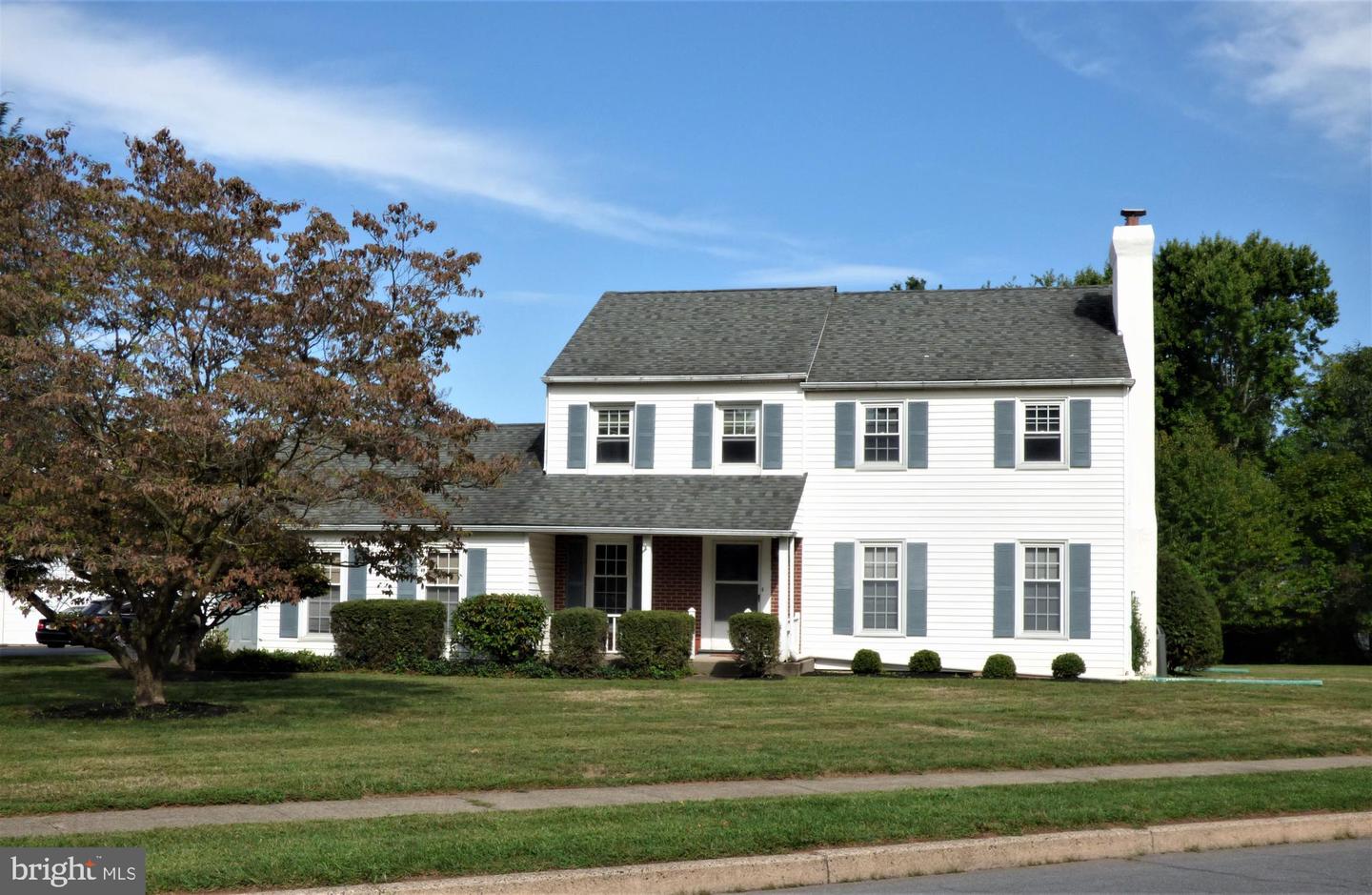 1211 Forsythe Dr