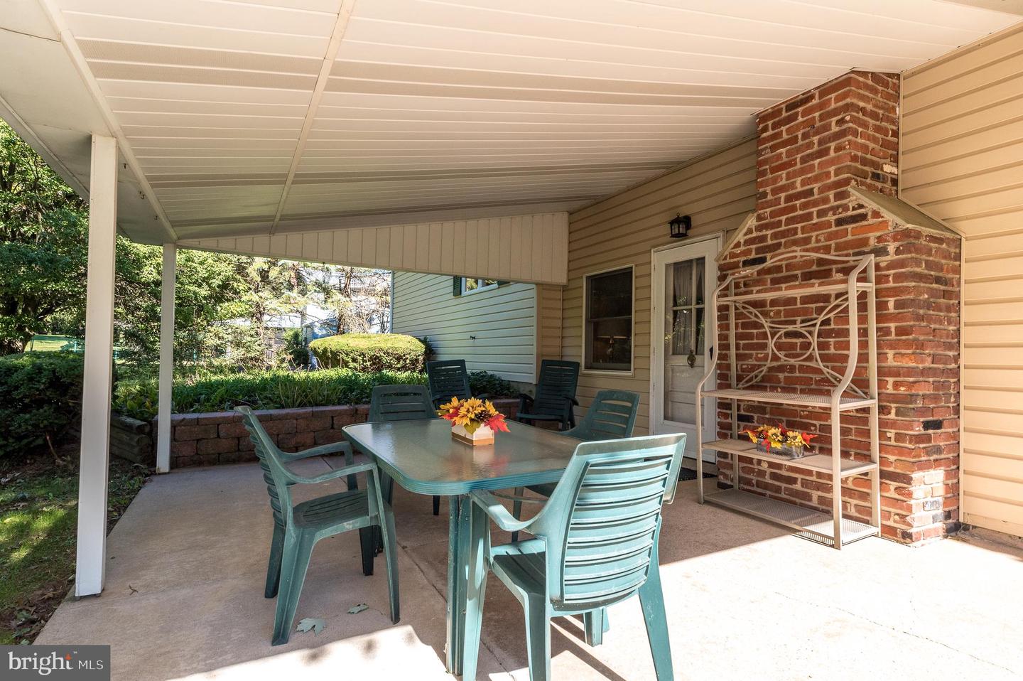 1606 Dillon Rd