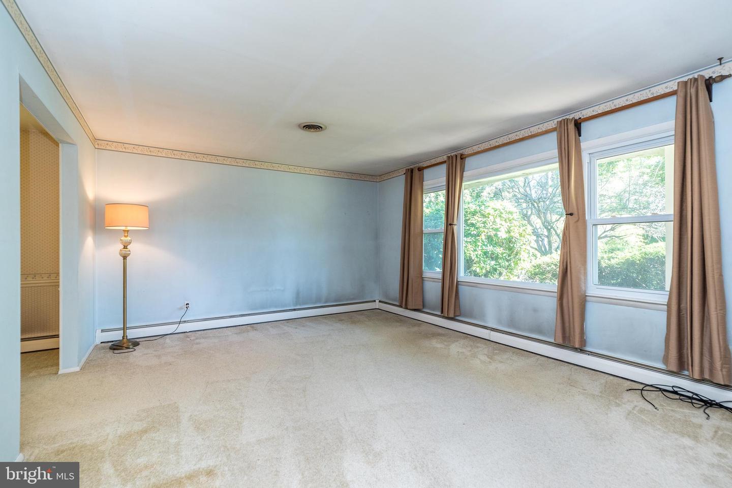 1606 Dillon Rd