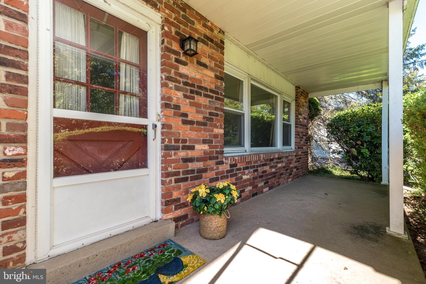 1606 Dillon Rd