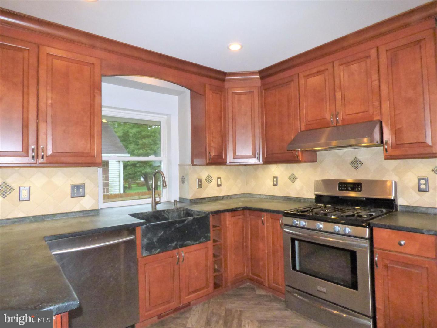 626 Rosemont Ave