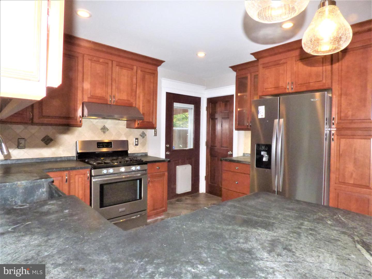 626 Rosemont Ave