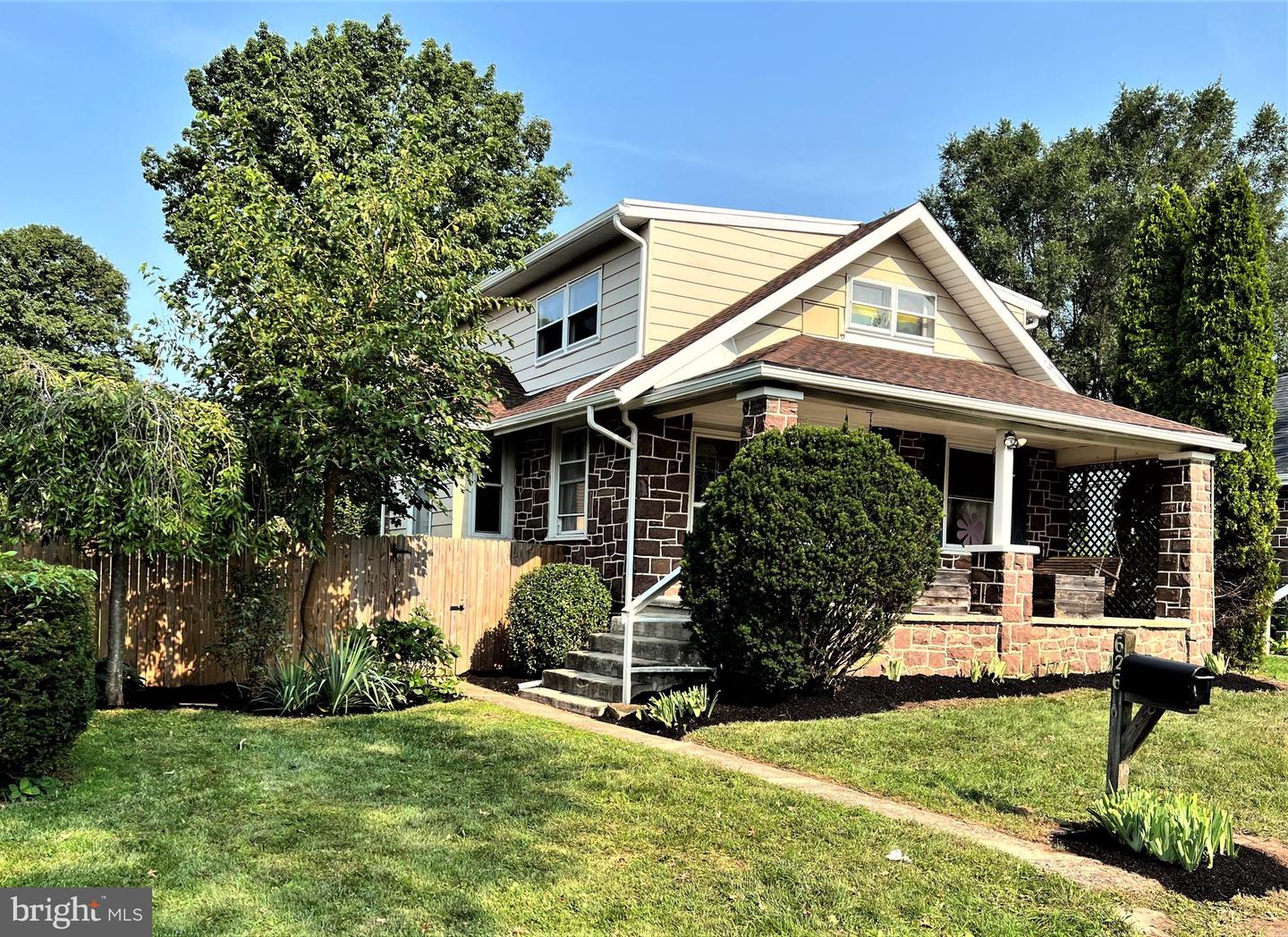 626 Rosemont Ave