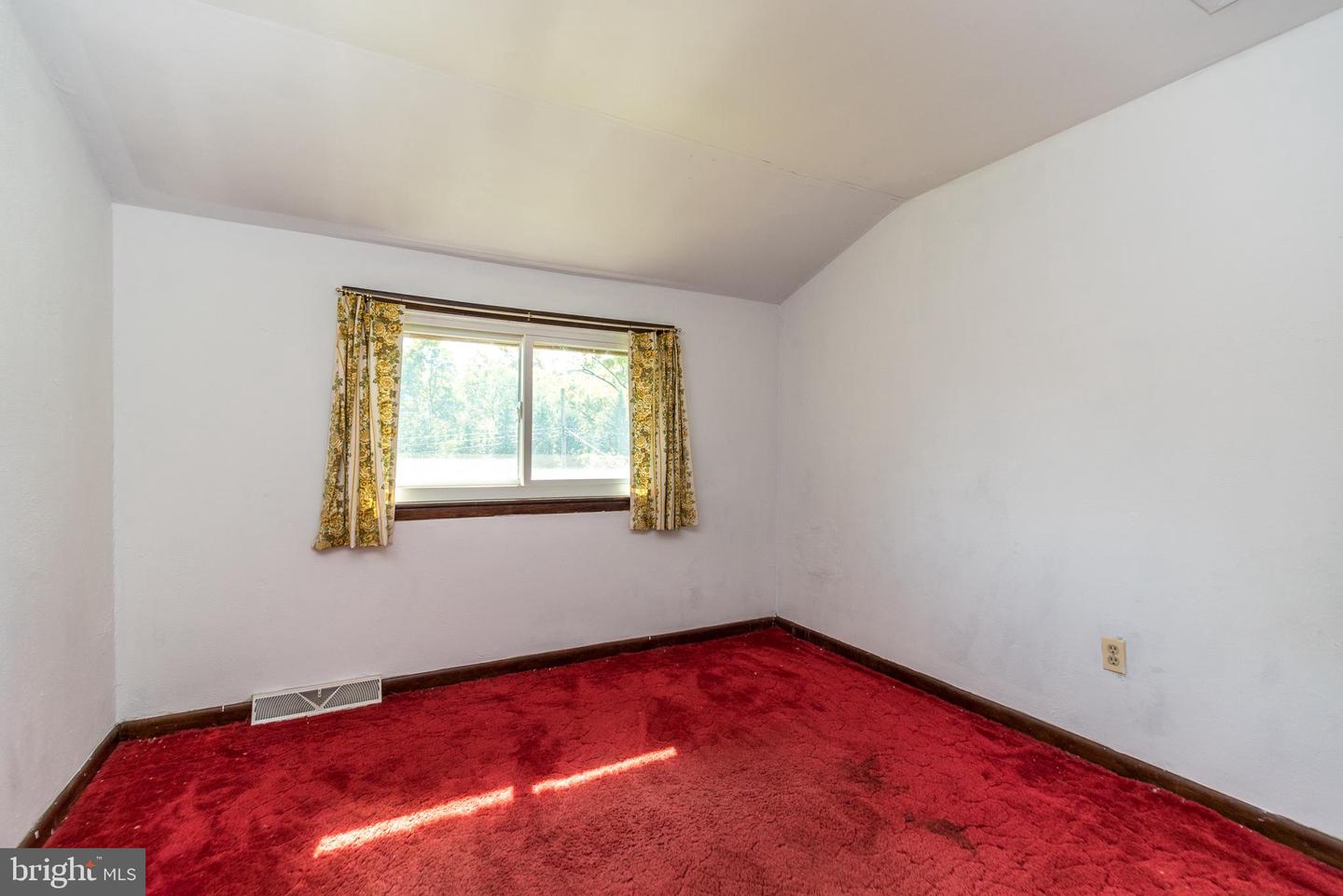 713 Edgewood Rd