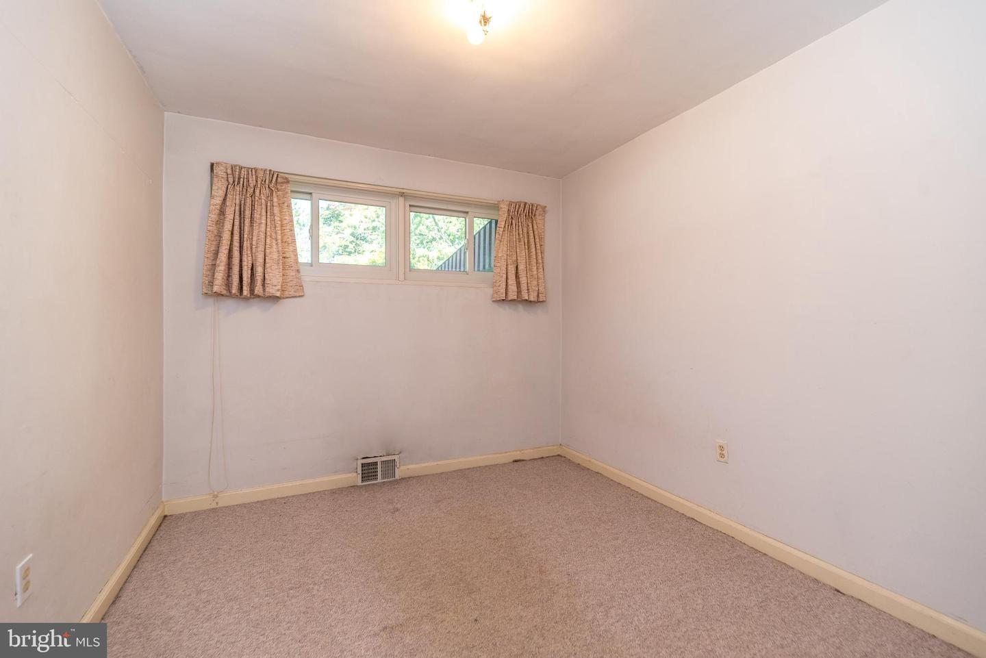 713 Edgewood Rd