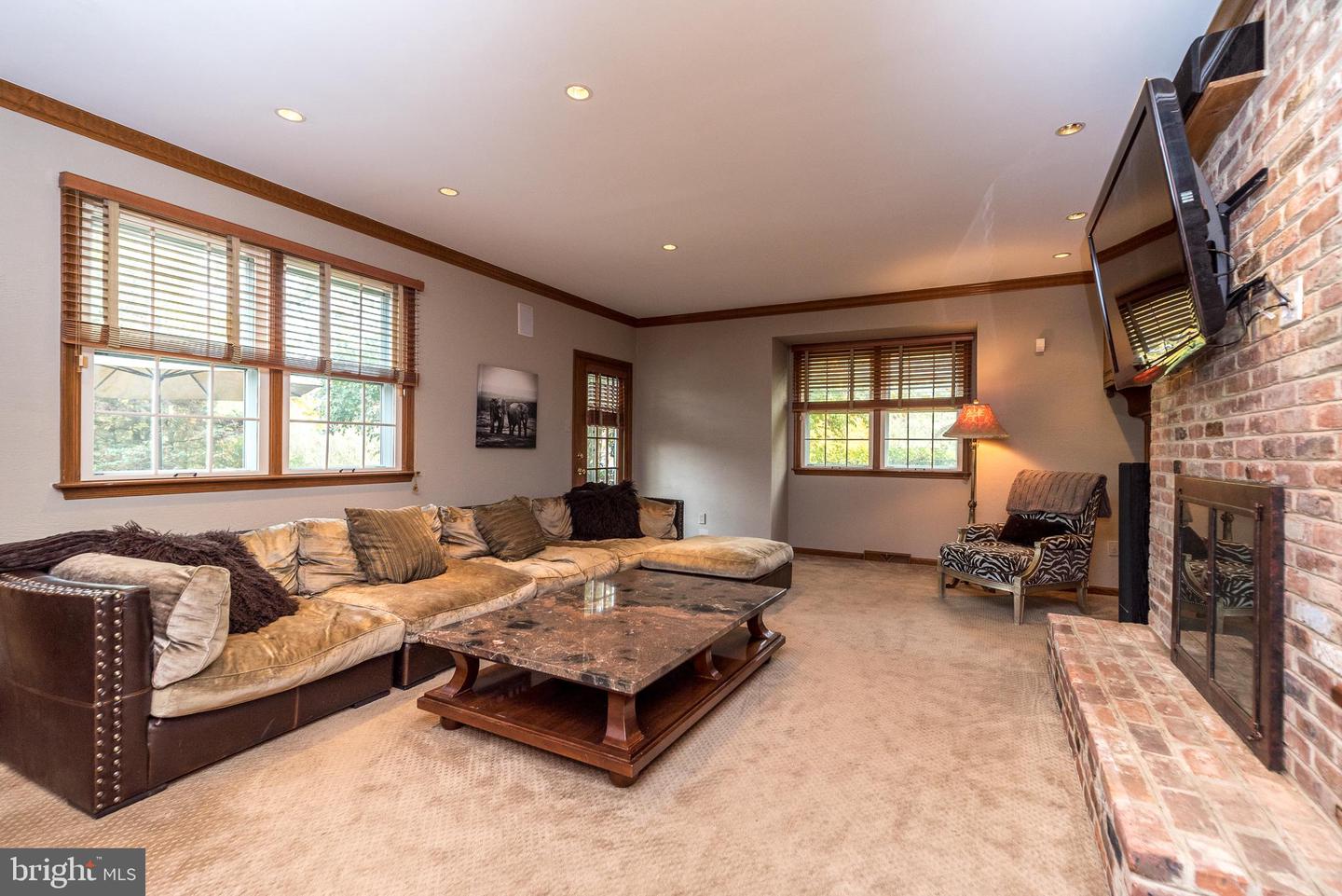 123 Beaumont Pl