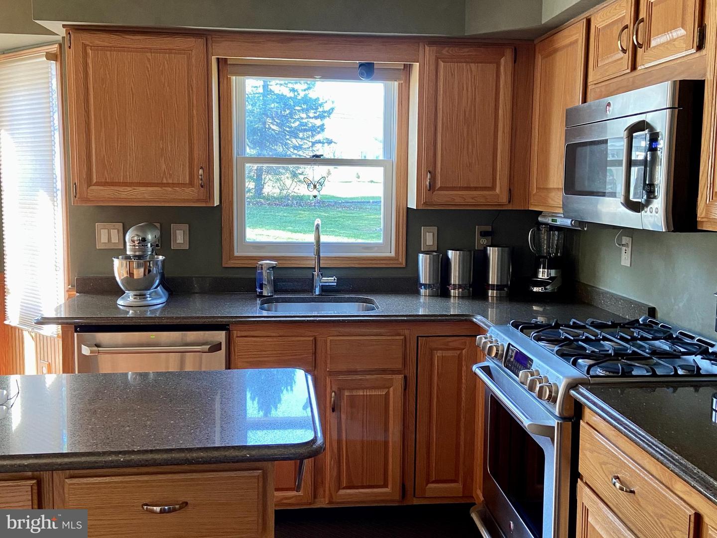 101 Ridgeview Rd.